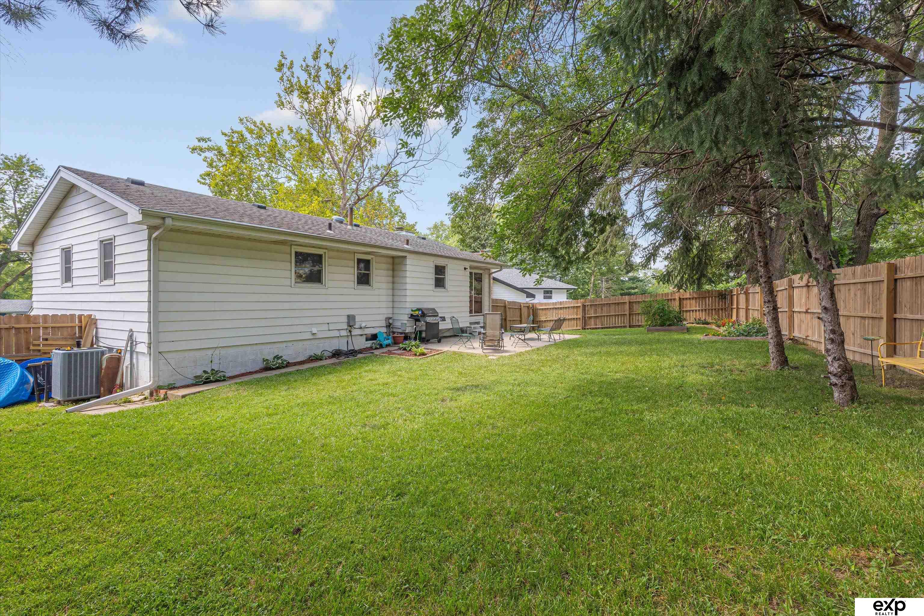 Omaha, Nebraska 68127, United States, 3 Bedrooms Bedrooms, ,2 BathroomsBathrooms,Residential,Active,196383