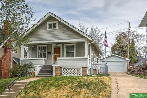 Photo of 4420 Mayberry Street, Omaha, NE 68105 (MLS # 22609973)