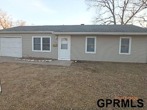Photo of 1309 Lindwood Drive, Carter Lake, IA 51510 (MLS # 22604159)