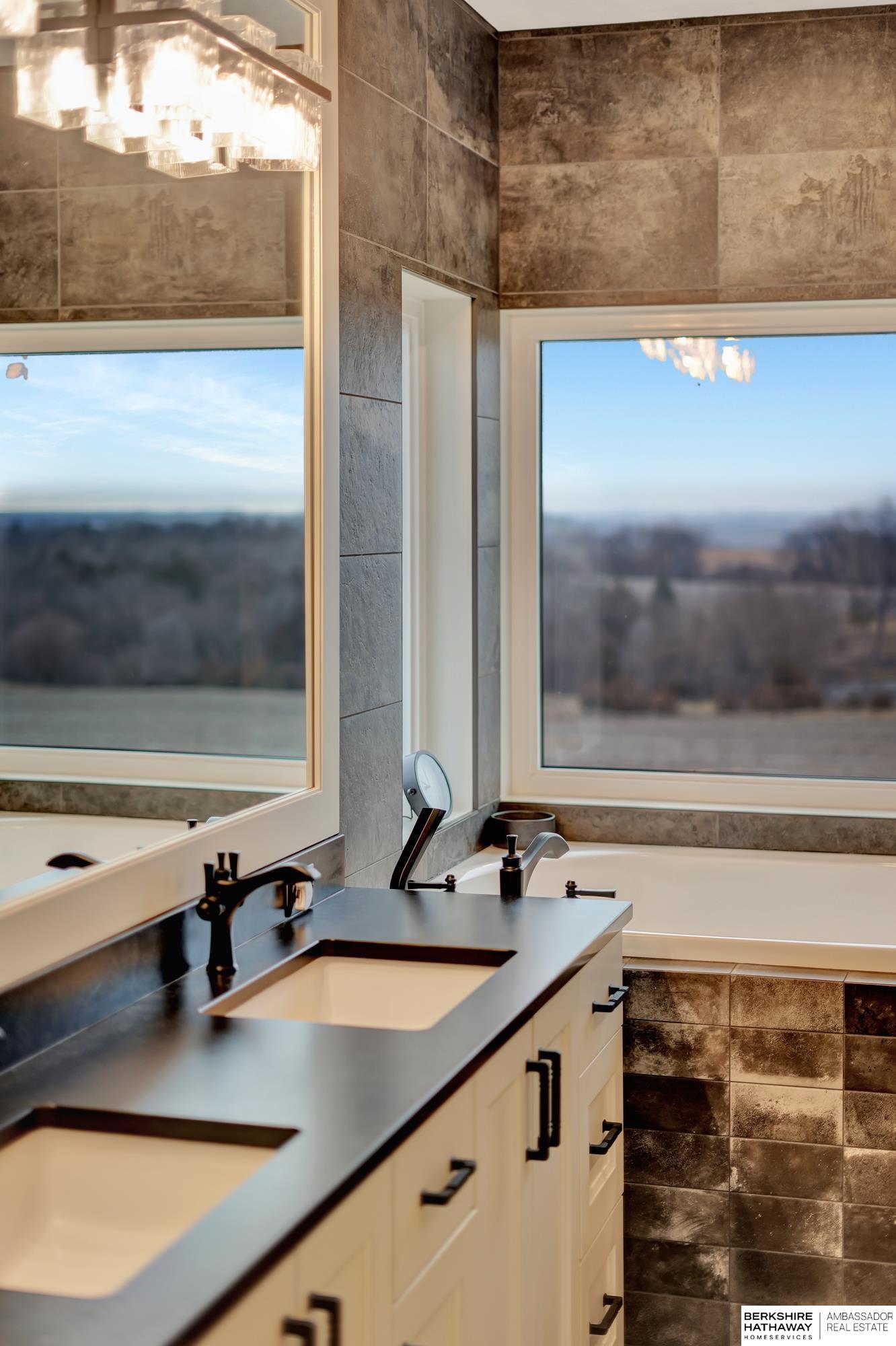 Palmyra, Nebraska 68418, United States, 4 Bedrooms Bedrooms, ,4 BathroomsBathrooms,Residential,Active,124511