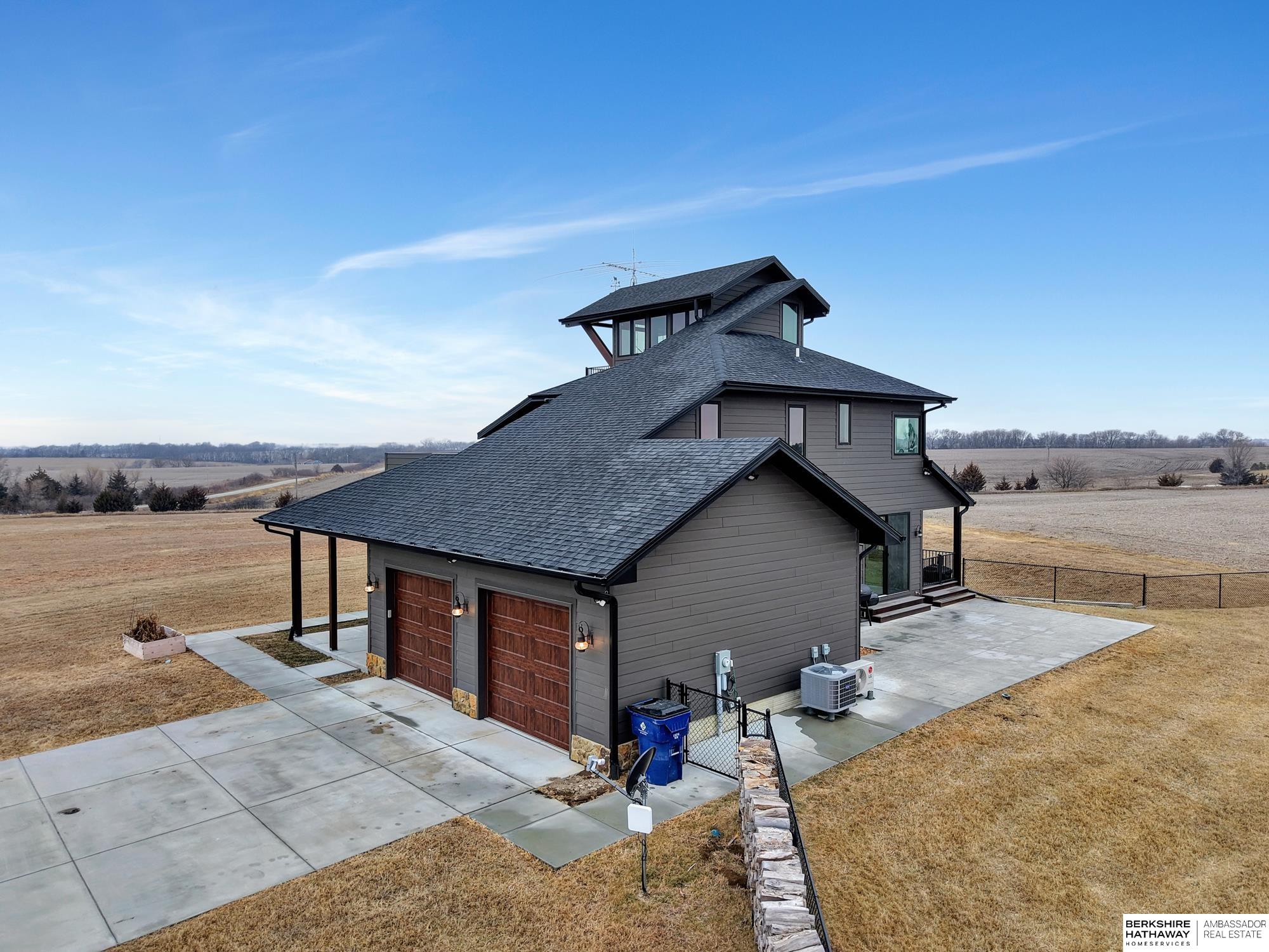 Palmyra, Nebraska 68418, United States, 4 Bedrooms Bedrooms, ,4 BathroomsBathrooms,Residential,Active,124511