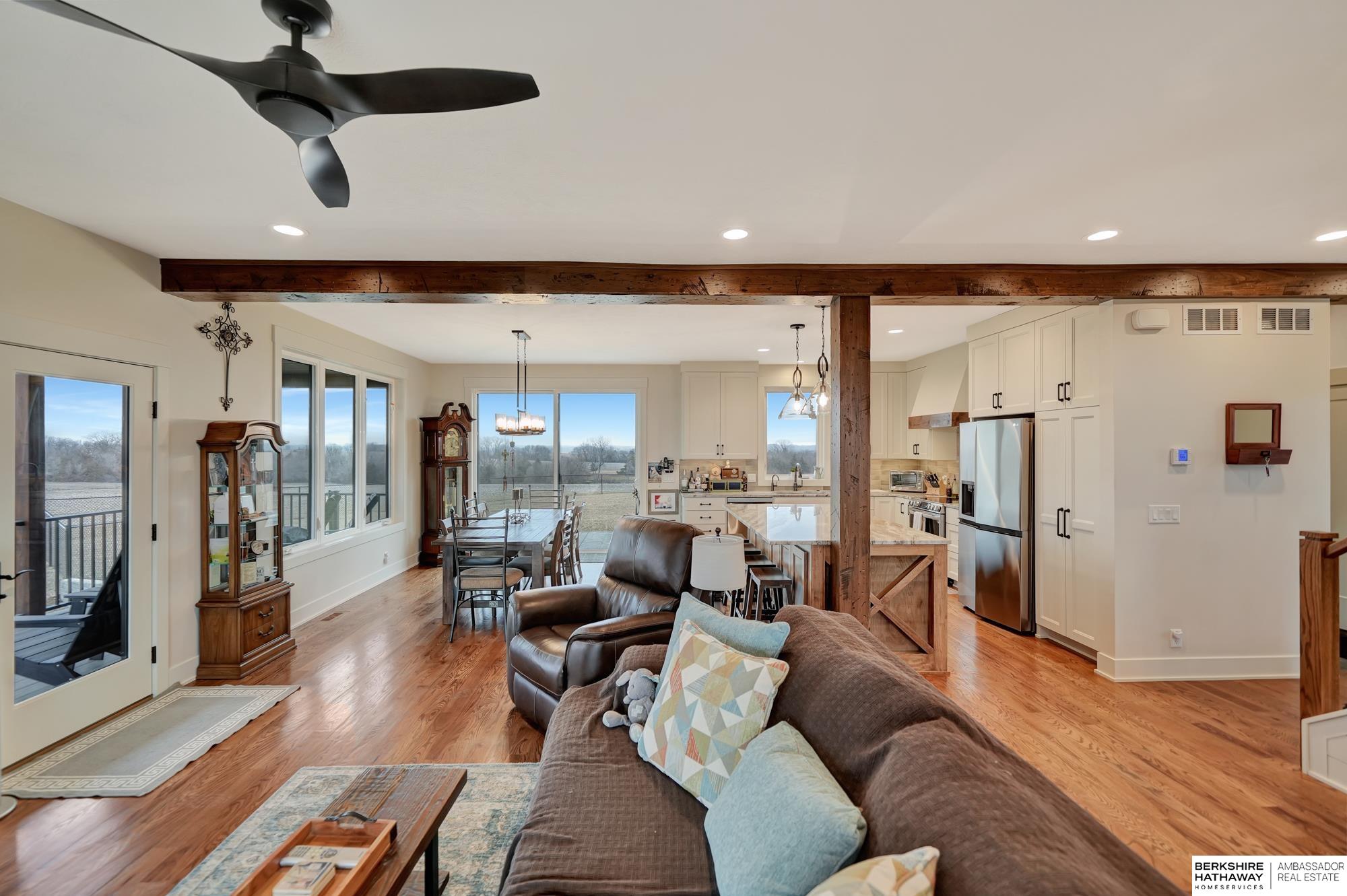 Palmyra, Nebraska 68418, United States, 4 Bedrooms Bedrooms, ,4 BathroomsBathrooms,Residential,Active,124511