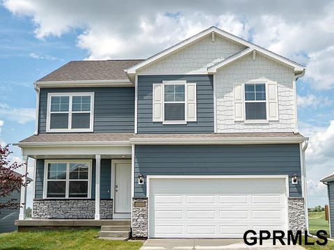 Photo of 16501 Bondesson Street, Bennington, NE 68007 (MLS # 22605161)