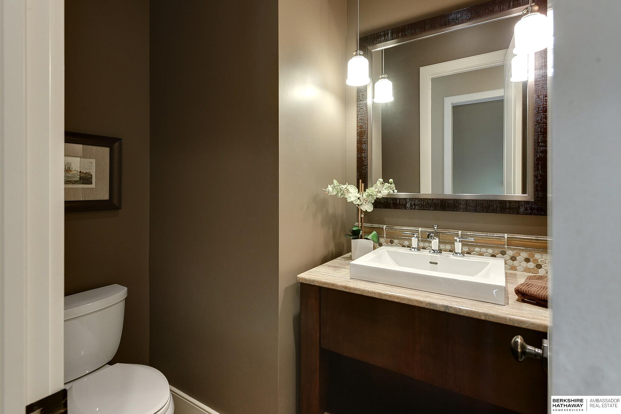 Omaha, Nebraska 68130, United States, 6 Bedrooms Bedrooms, ,5 BathroomsBathrooms,Residential,Active,146267