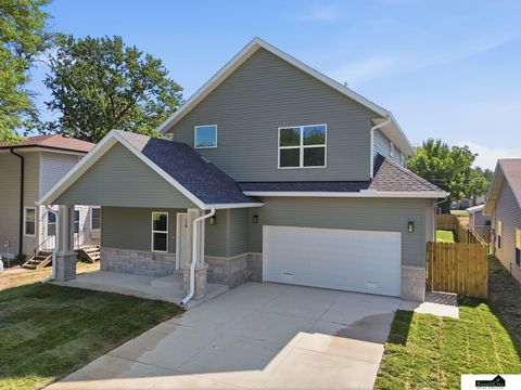 Photo of 2024 N 29Th Street, Lincoln, NE 68503 (MLS # 22613810)