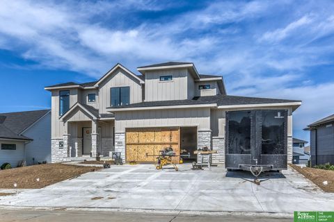 Photo of 20970 Polk Street, Omaha, NE 68022 (MLS # 22526661)