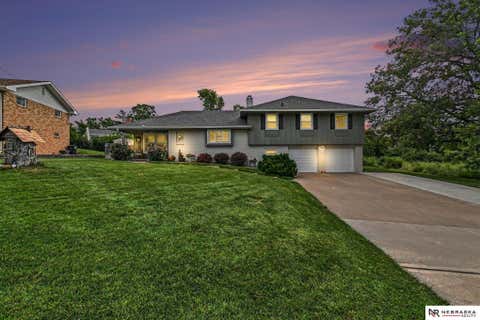 Photo of 12304 Grey Fawn DR, Omaha, NE 68154 (MLS # 22619176)