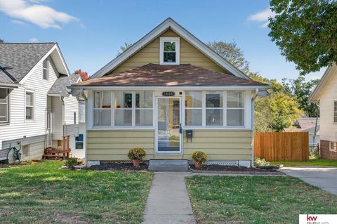 Photo of 1605 S 55 Street, Omaha, NE 68106 (MLS # 22530283) Photo of 1605 S 55 Street, Omaha, NE 68106 (MLS # 22530283)