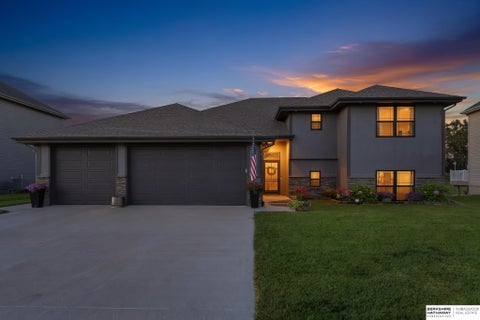 Photo of 23419 Agee Lane, Waterloo, NE 68069 (MLS # 22619097)