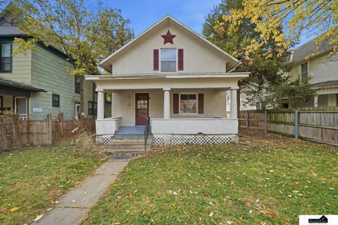 Photo of 3119 R Street, Lincoln, NE 68503 (MLS # 22532134)