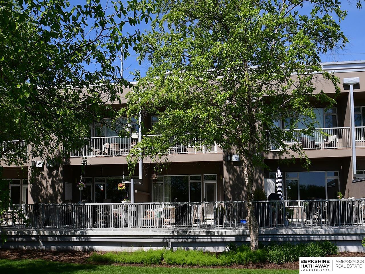 Omaha, Nebraska 68102, United States, 3 Bedrooms Bedrooms, ,2 BathroomsBathrooms,Residential,Active,181140