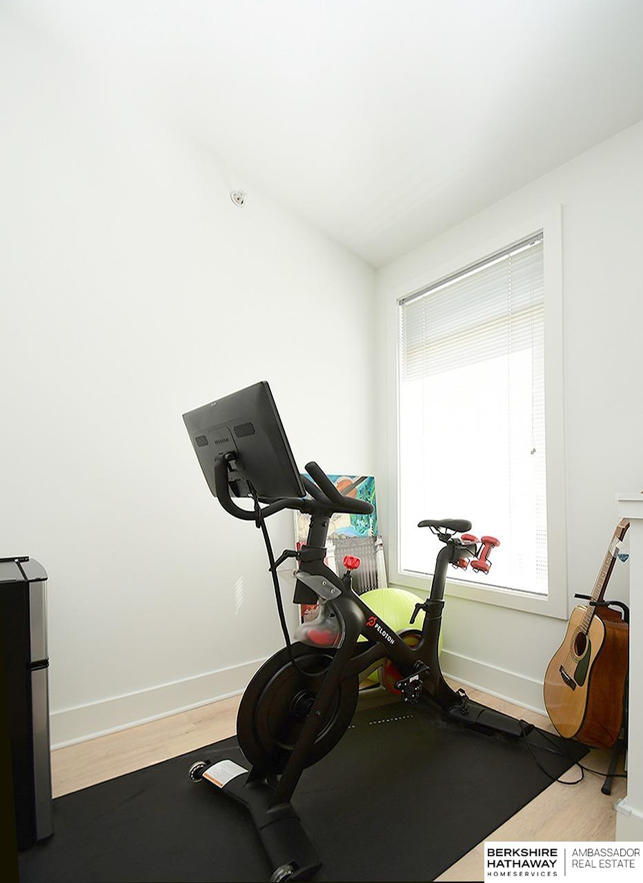 Omaha, Nebraska 68102, United States, 3 Bedrooms Bedrooms, ,2 BathroomsBathrooms,Residential,Active,181140