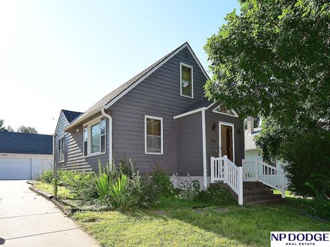Photo of 4829 S 48 Street, Omaha, NE 68117 (MLS # 22619740)