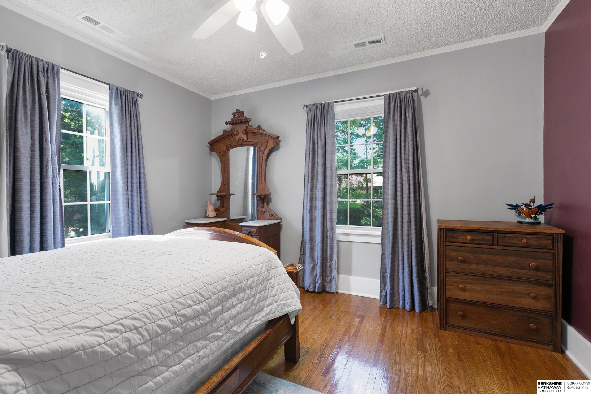 Lincoln, Nebraska 68502, United States, 5 Bedrooms Bedrooms, ,3 BathroomsBathrooms,Residential,Active,247346