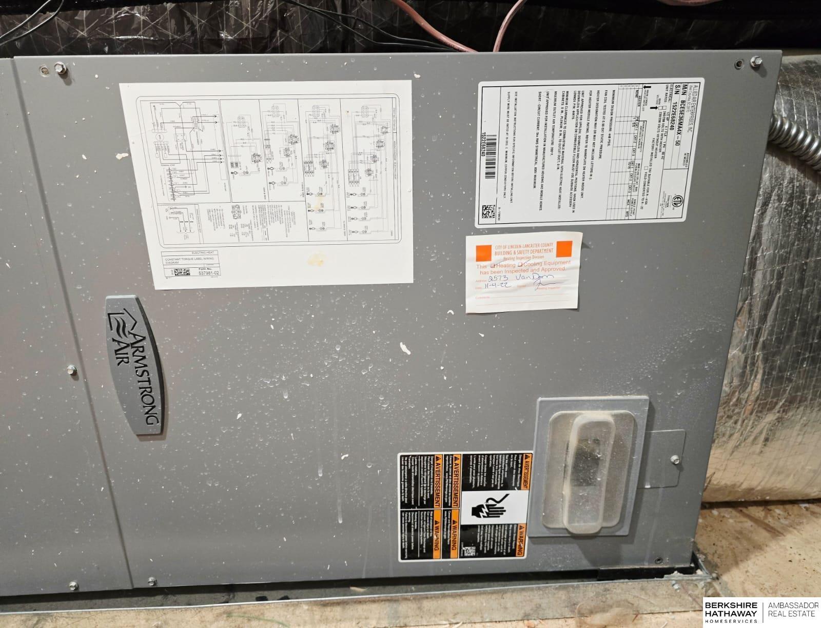 Lincoln, Nebraska 68502, United States, 5 Bedrooms Bedrooms, ,3 BathroomsBathrooms,Residential,Active,247346