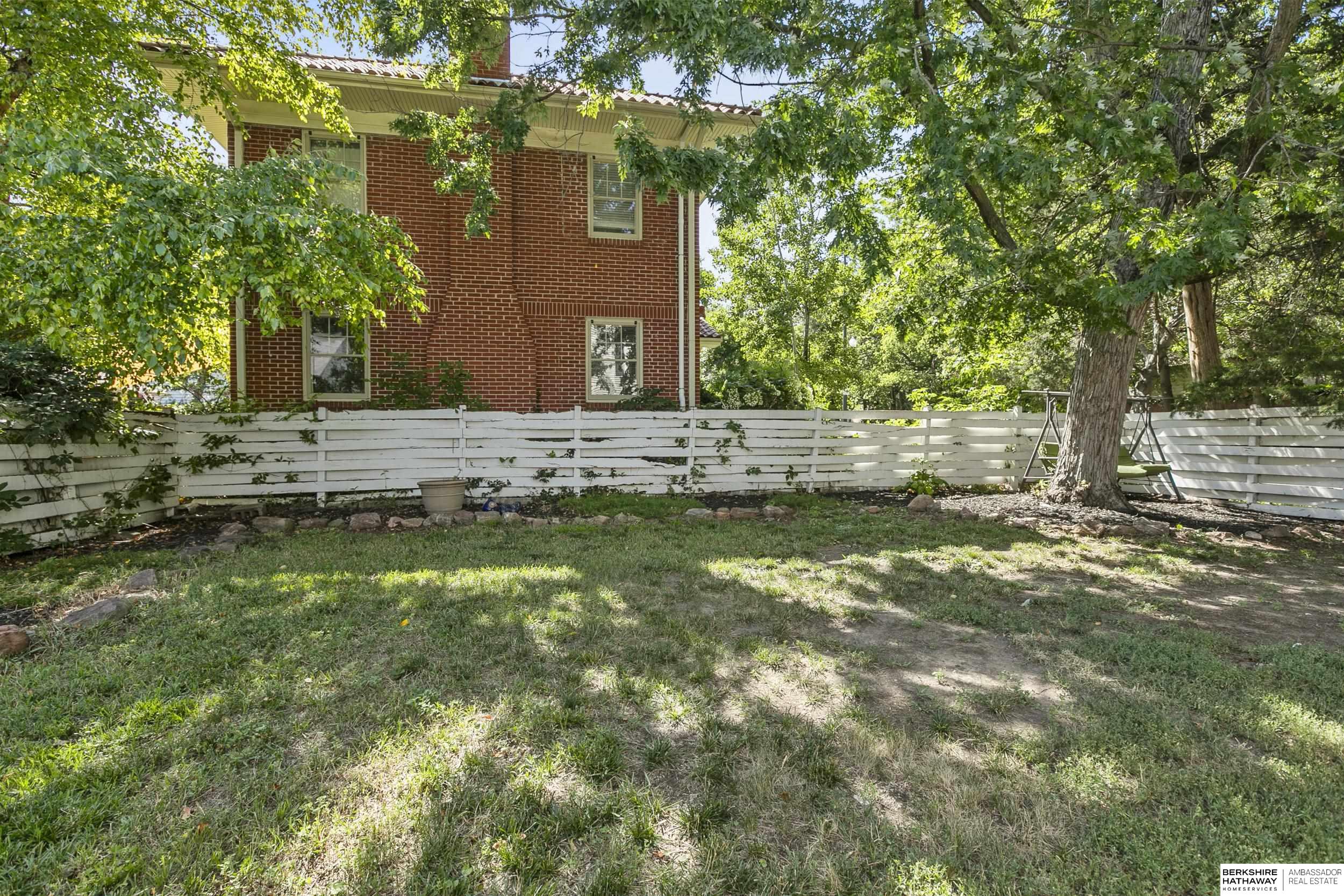 Lincoln, Nebraska 68502, United States, 5 Bedrooms Bedrooms, ,3 BathroomsBathrooms,Residential,Active,247346