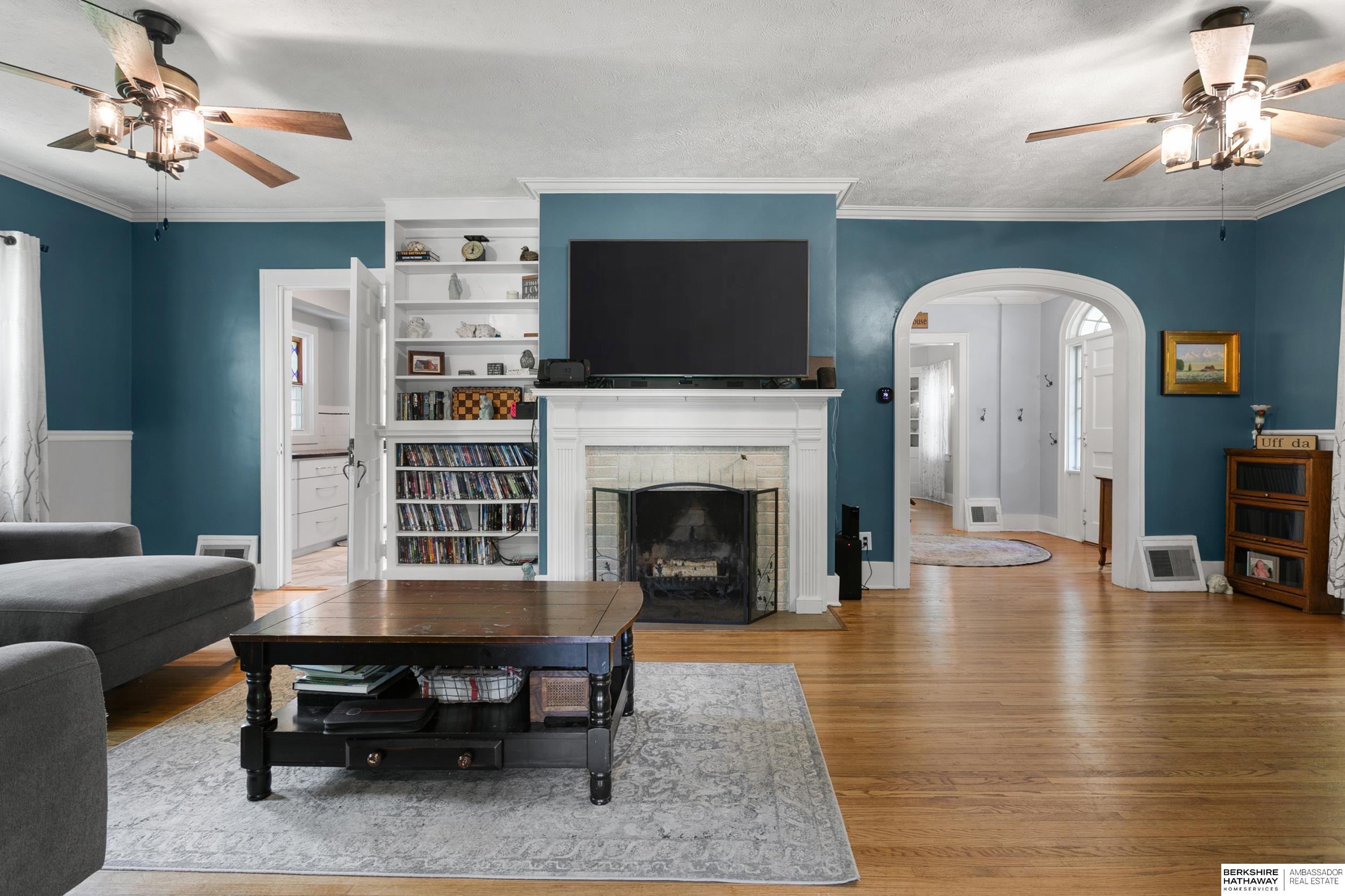 Lincoln, Nebraska 68502, United States, 5 Bedrooms Bedrooms, ,3 BathroomsBathrooms,Residential,Active,247346