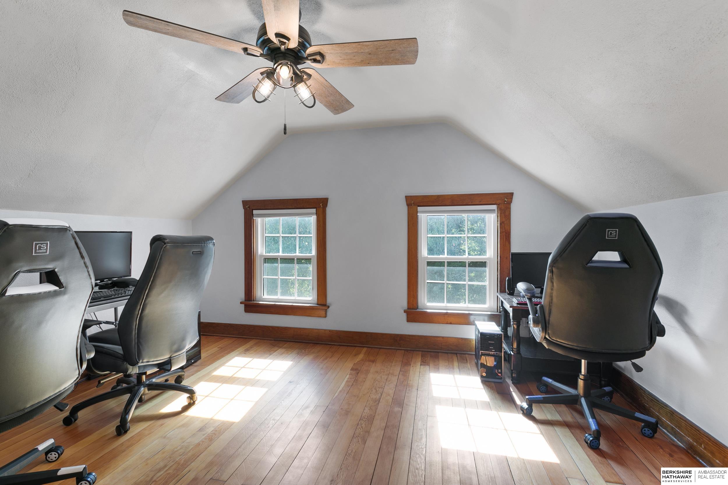 Lincoln, Nebraska 68502, United States, 5 Bedrooms Bedrooms, ,3 BathroomsBathrooms,Residential,Active,247346