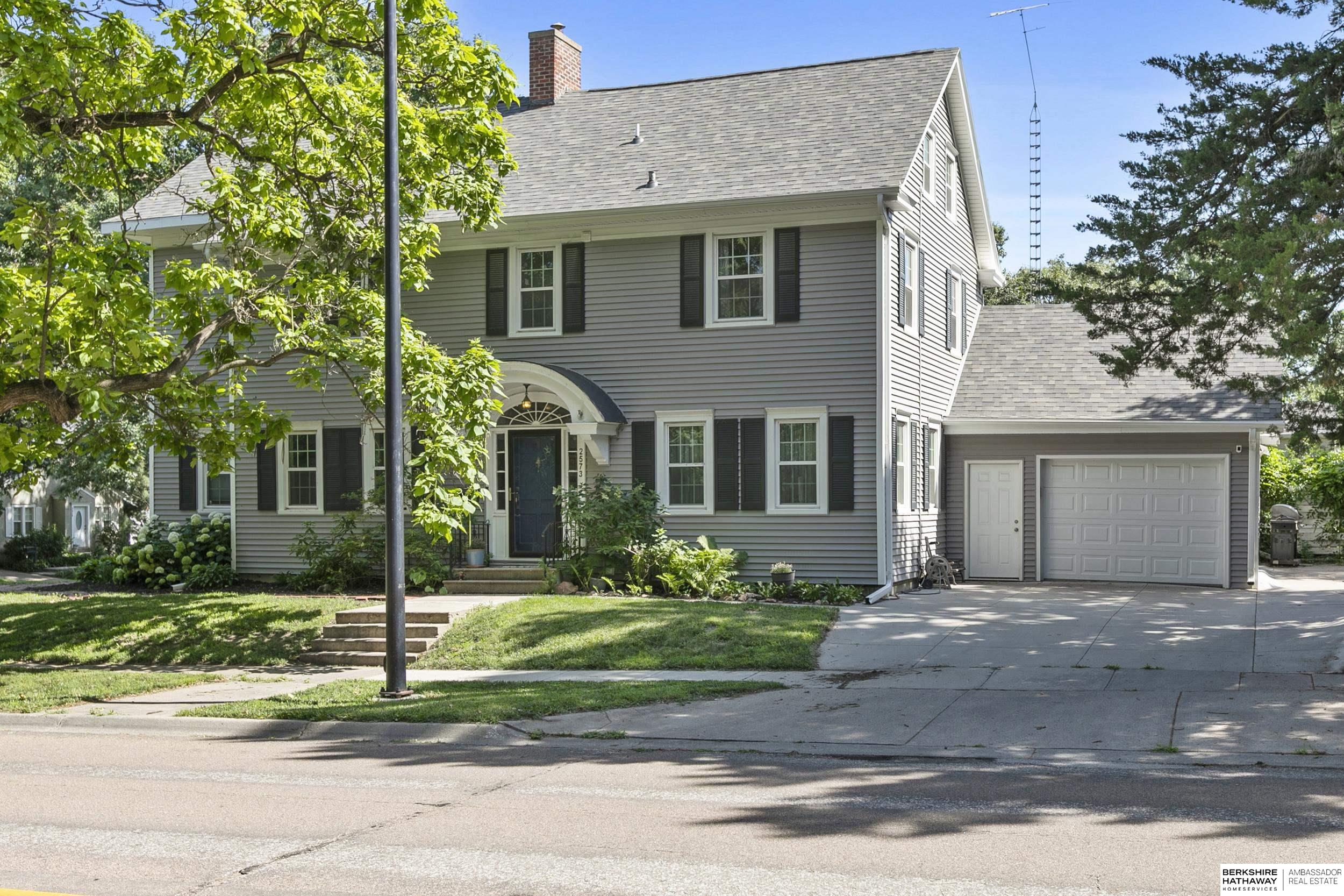 Lincoln, Nebraska 68502, United States, 5 Bedrooms Bedrooms, ,3 BathroomsBathrooms,Residential,Active,247346