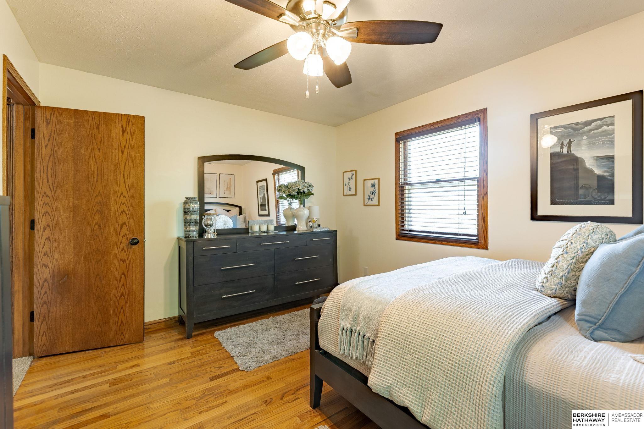 Omaha, Nebraska 68134, United States, 3 Bedrooms Bedrooms, ,2 BathroomsBathrooms,Residential,Pending,132515