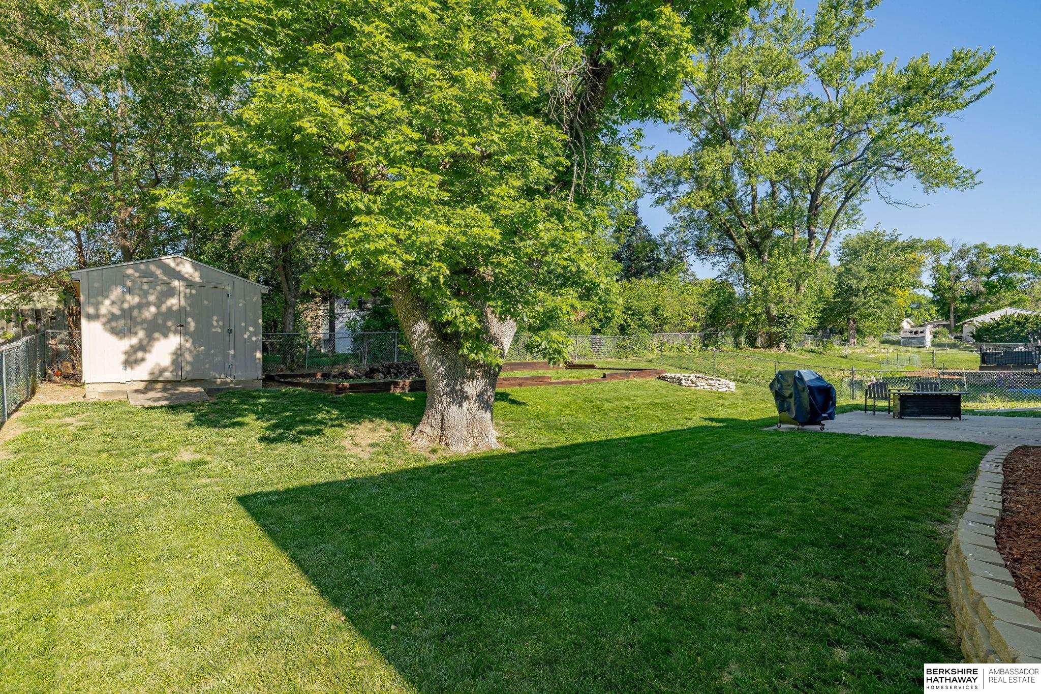 Omaha, Nebraska 68134, United States, 3 Bedrooms Bedrooms, ,2 BathroomsBathrooms,Residential,Pending,132515