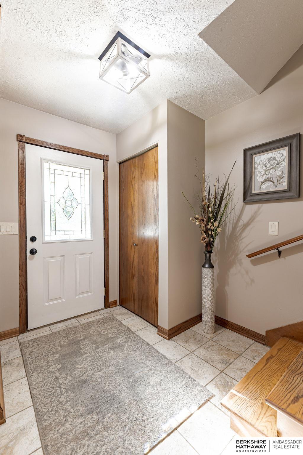 Omaha, Nebraska 68134, United States, 3 Bedrooms Bedrooms, ,2 BathroomsBathrooms,Residential,Pending,132515