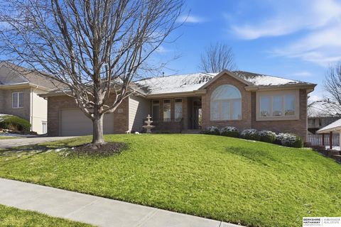 Photo of 6221 S 174th Street, Omaha, NE 68135 (MLS # 22606942)