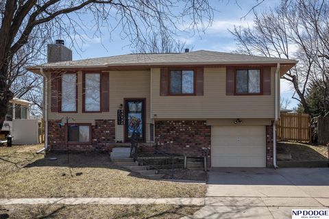 Photo of 5011 W Saint Paul Avenue, Lincoln, NE 68524 (MLS # 22607858)