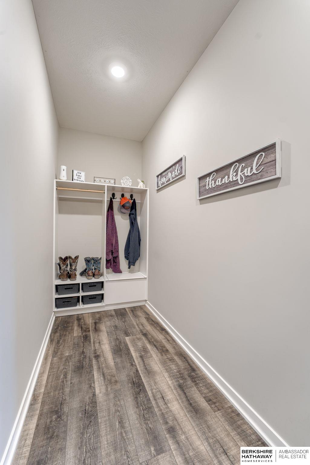 Bellevue, Nebraska 68133, United States, 3 Bedrooms Bedrooms, ,3 BathroomsBathrooms,Residential,Active,178837