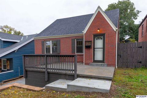 Photo of 5031 Charles Street, Omaha, NE 68132 (MLS # 22600219)