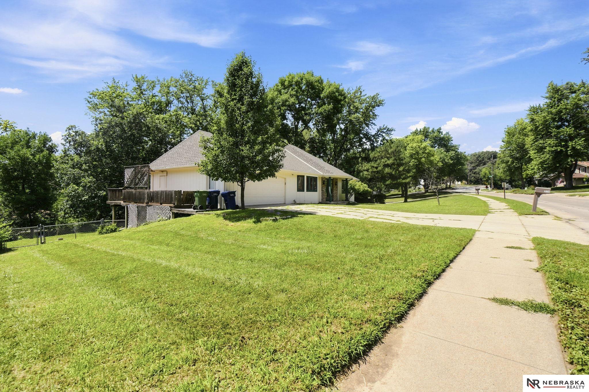 304 Bellevue Boulevard