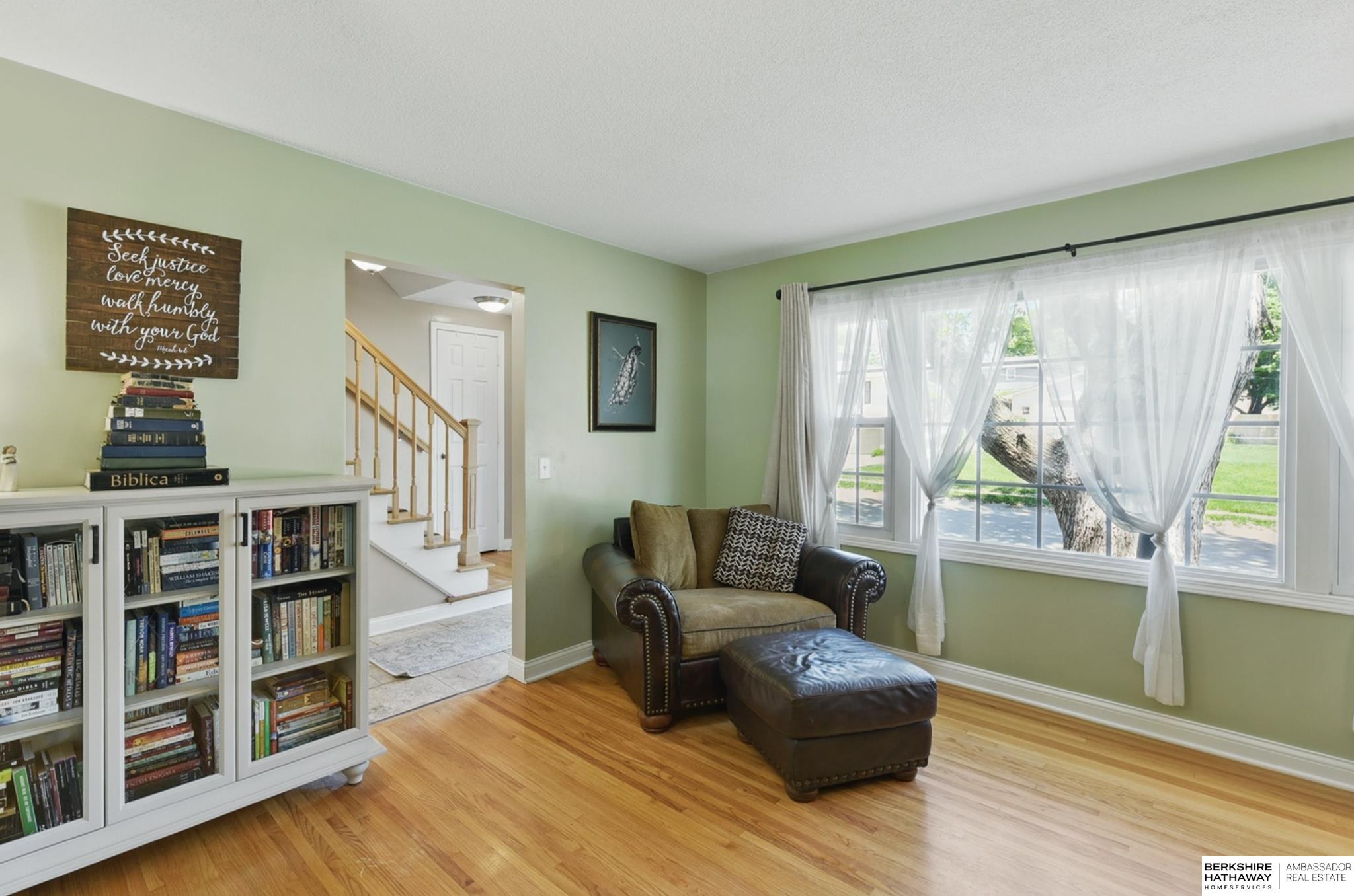 Omaha, Nebraska 68137, United States, 5 Bedrooms Bedrooms, ,3 BathroomsBathrooms,Residential,Active,141192