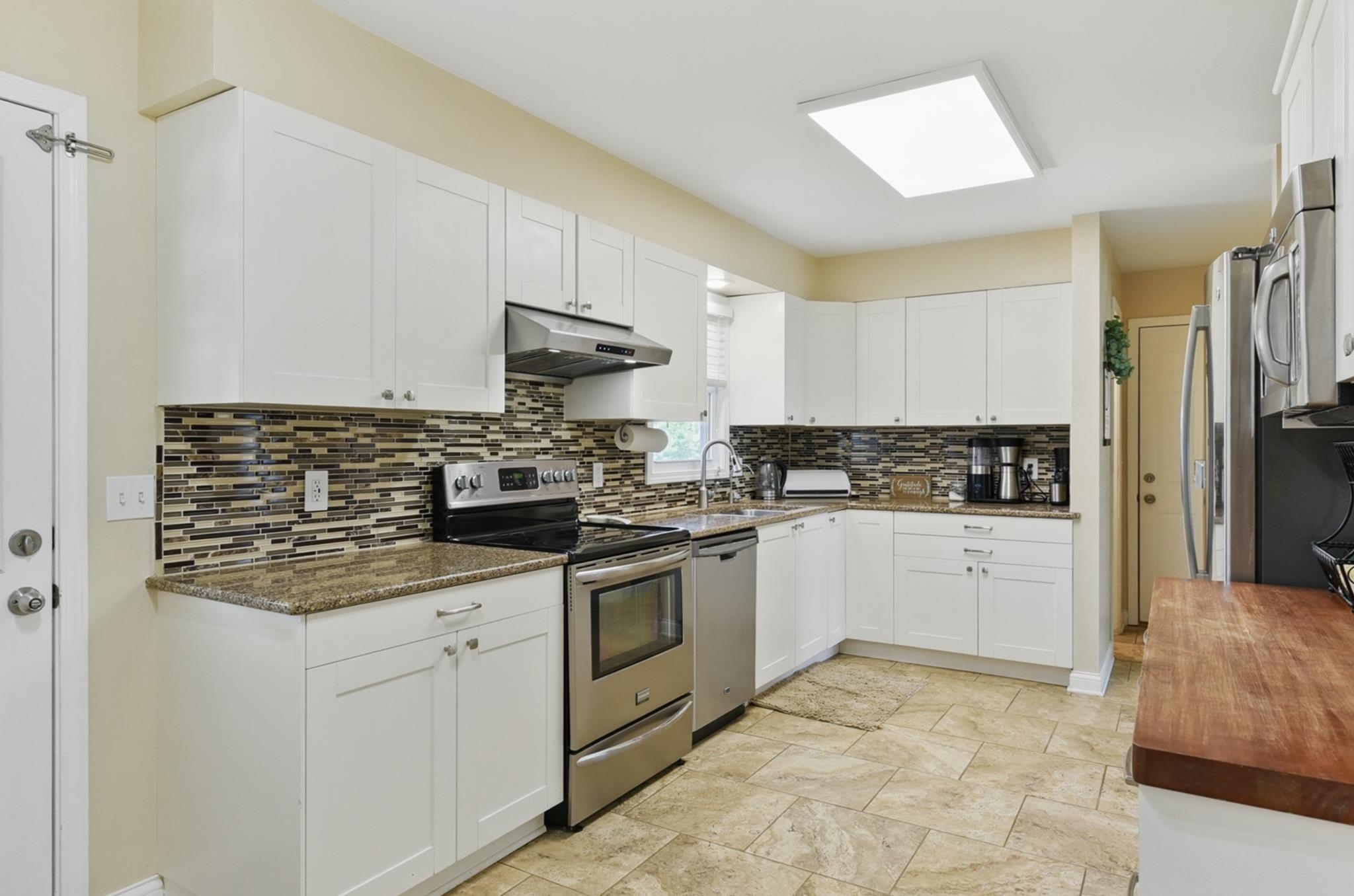 Omaha, Nebraska 68137, United States, 5 Bedrooms Bedrooms, ,3 BathroomsBathrooms,Residential,Active,141192