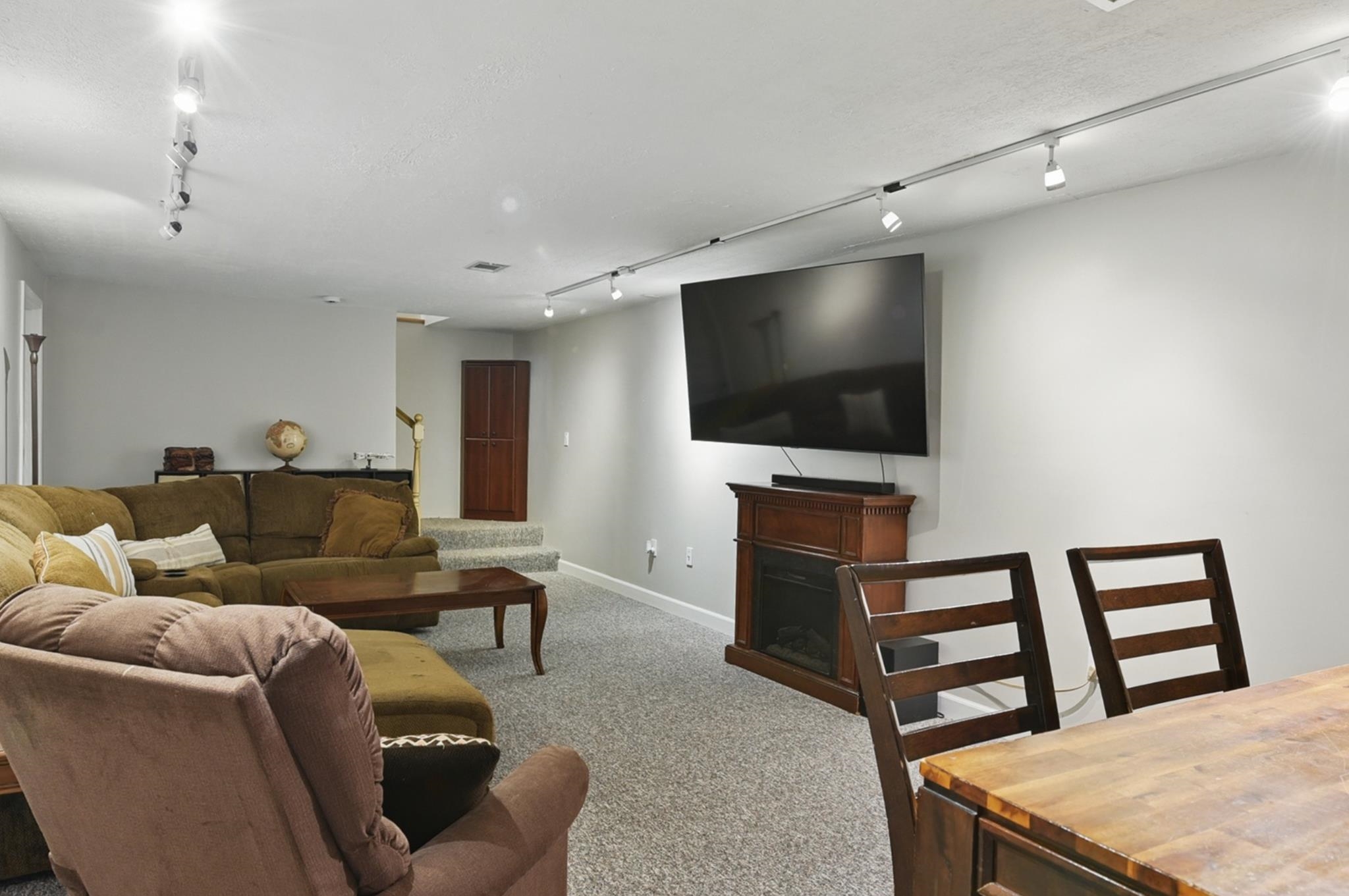 Omaha, Nebraska 68137, United States, 5 Bedrooms Bedrooms, ,3 BathroomsBathrooms,Residential,Active,141192