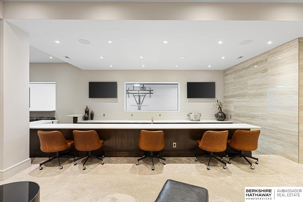 Omaha, Nebraska 68132, United States, 4 Bedrooms Bedrooms, ,6 BathroomsBathrooms,Residential,Active,159341