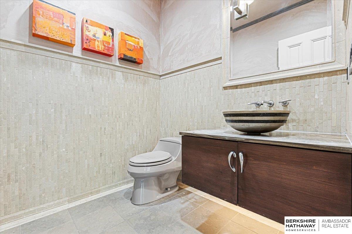 Omaha, Nebraska 68132, United States, 4 Bedrooms Bedrooms, ,6 BathroomsBathrooms,Residential,Active,159341