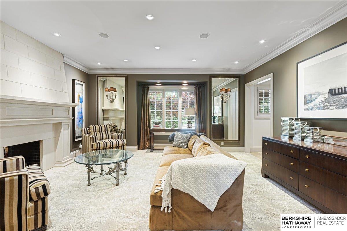 Omaha, Nebraska 68132, United States, 4 Bedrooms Bedrooms, ,6 BathroomsBathrooms,Residential,Active,159341