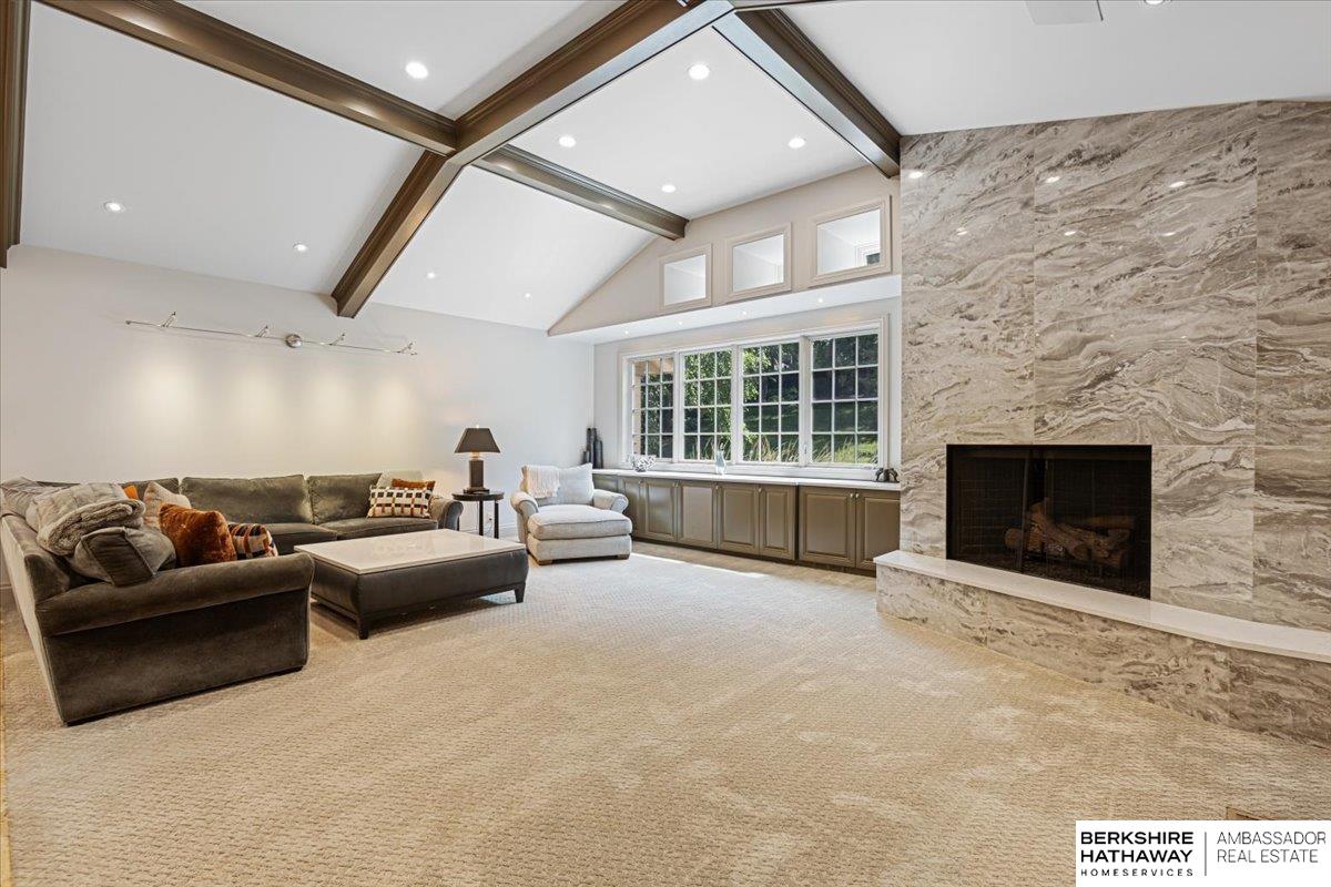 Omaha, Nebraska 68132, United States, 4 Bedrooms Bedrooms, ,6 BathroomsBathrooms,Residential,Active,159341