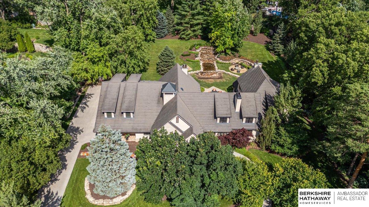 Omaha, Nebraska 68132, United States, 4 Bedrooms Bedrooms, ,6 BathroomsBathrooms,Residential,Active,159341