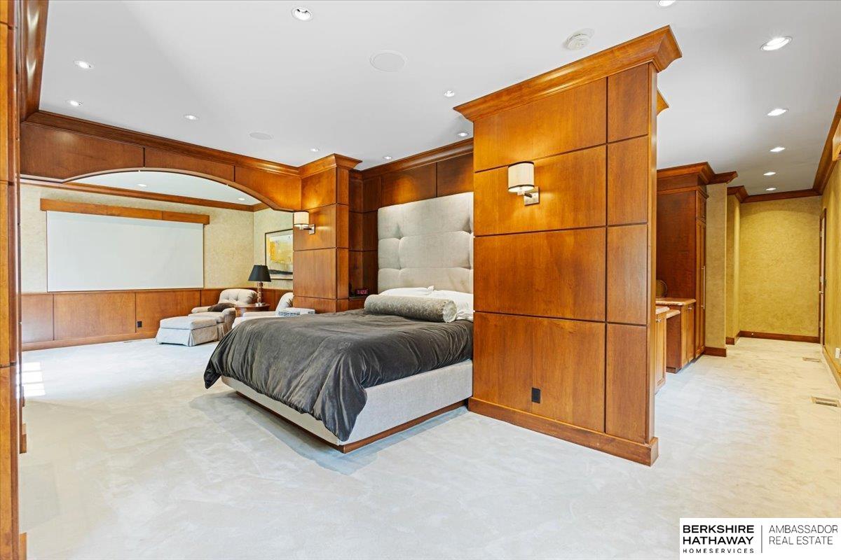 Omaha, Nebraska 68132, United States, 4 Bedrooms Bedrooms, ,6 BathroomsBathrooms,Residential,Active,159341