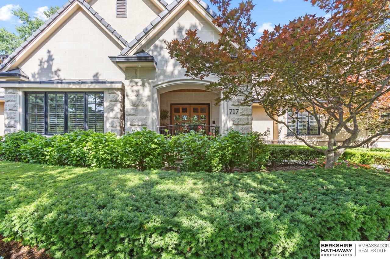 717 Hackberry Road
