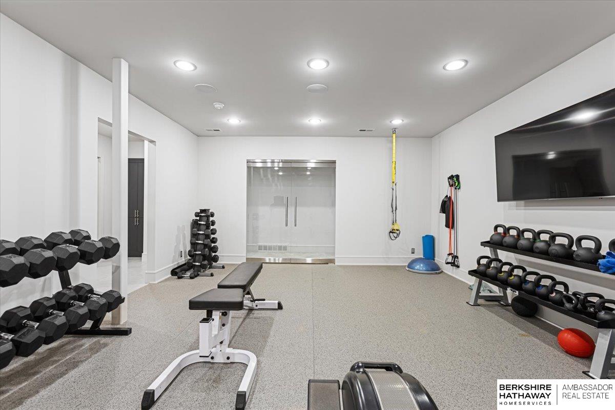 Omaha, Nebraska 68132, United States, 4 Bedrooms Bedrooms, ,6 BathroomsBathrooms,Residential,Active,159341