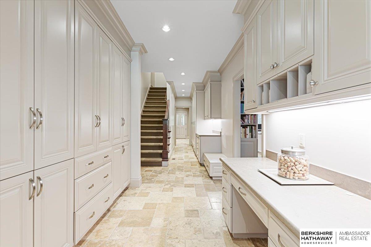 Omaha, Nebraska 68132, United States, 4 Bedrooms Bedrooms, ,6 BathroomsBathrooms,Residential,Active,159341