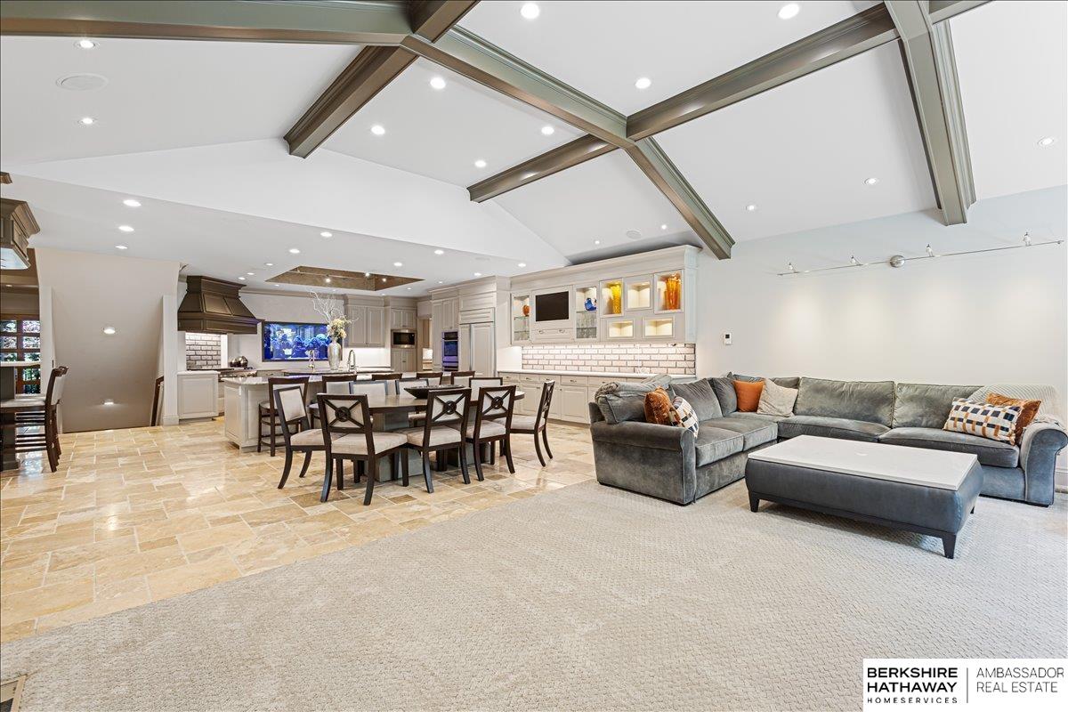 Omaha, Nebraska 68132, United States, 4 Bedrooms Bedrooms, ,6 BathroomsBathrooms,Residential,Active,159341