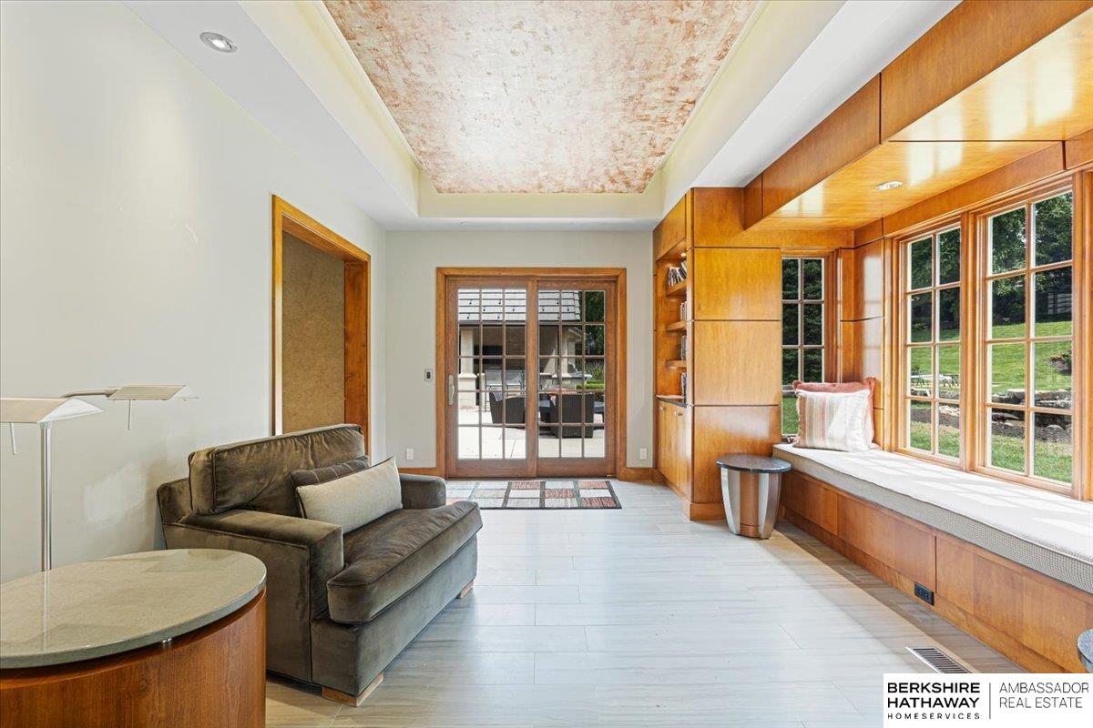 Omaha, Nebraska 68132, United States, 4 Bedrooms Bedrooms, ,6 BathroomsBathrooms,Residential,Active,159341