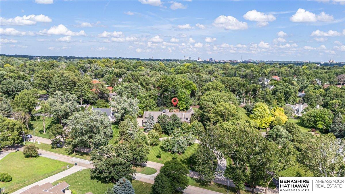 Omaha, Nebraska 68132, United States, 4 Bedrooms Bedrooms, ,6 BathroomsBathrooms,Residential,Active,159341