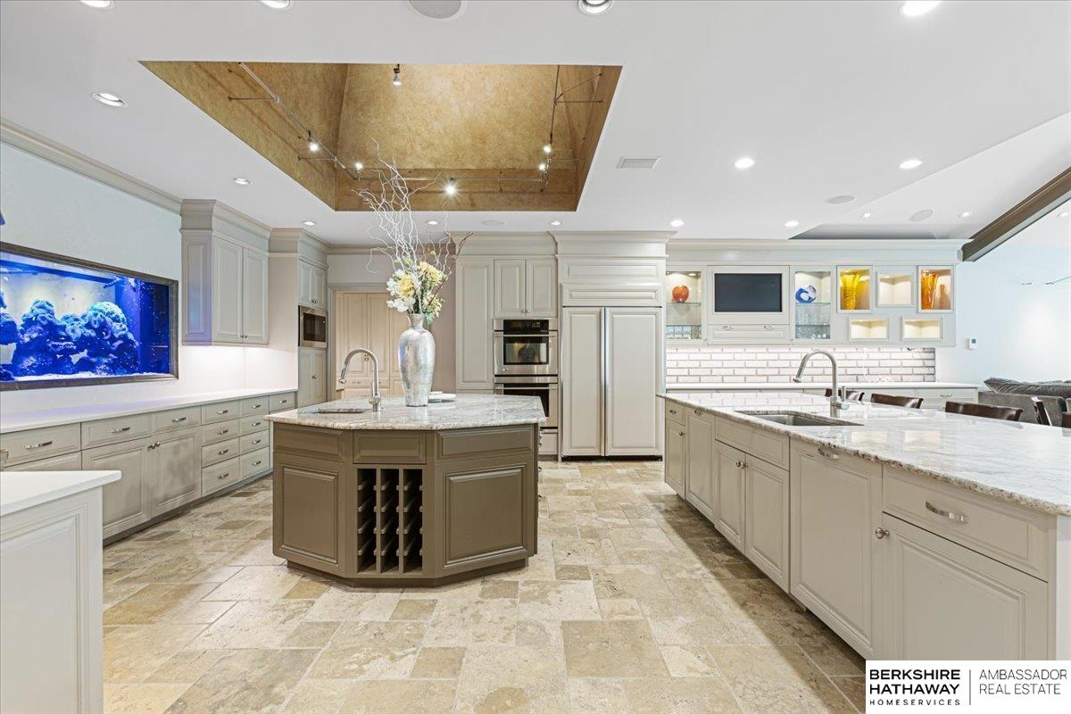 Omaha, Nebraska 68132, United States, 4 Bedrooms Bedrooms, ,6 BathroomsBathrooms,Residential,Active,159341