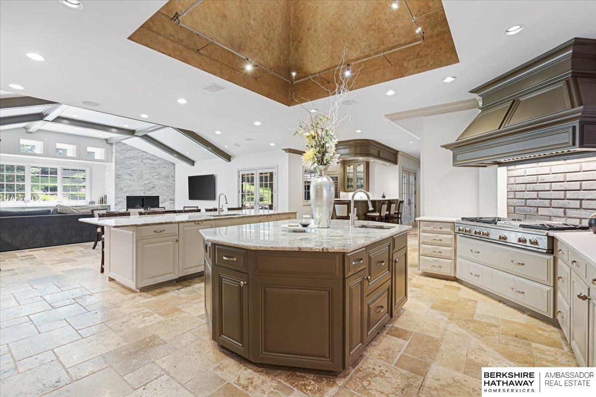 Omaha, Nebraska 68132, United States, 4 Bedrooms Bedrooms, ,6 BathroomsBathrooms,Residential,Active,159341