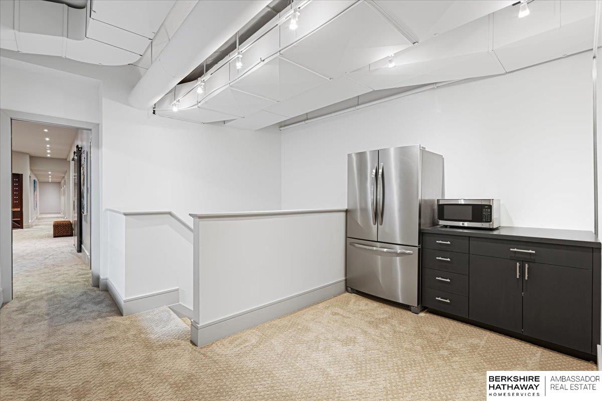 Omaha, Nebraska 68132, United States, 4 Bedrooms Bedrooms, ,6 BathroomsBathrooms,Residential,Active,159341