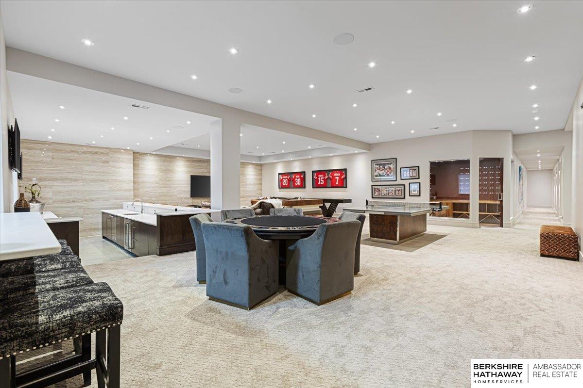 Omaha, Nebraska 68132, United States, 4 Bedrooms Bedrooms, ,6 BathroomsBathrooms,Residential,Active,159341